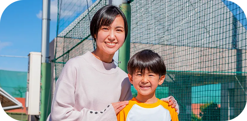 スクールに参加する親子の画像